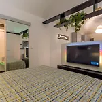Sweet Apartment Machin